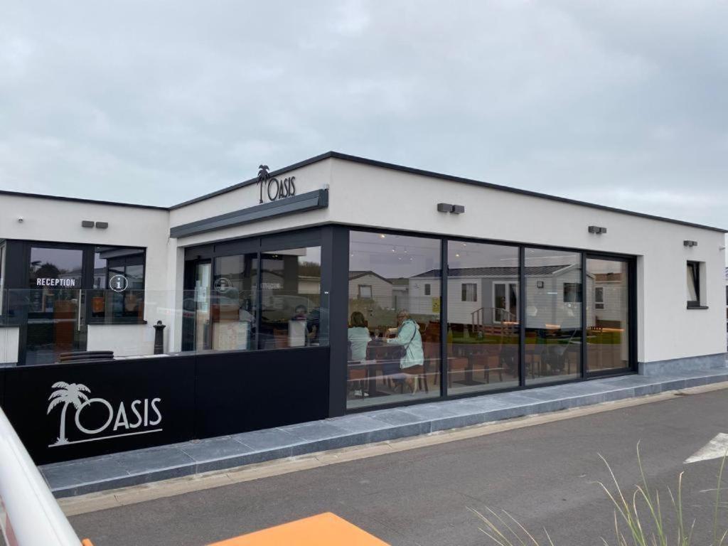 אוסטנדה Camping Oasis Middelkerke Romy 1, 2, 3, 4 מראה חיצוני תמונה